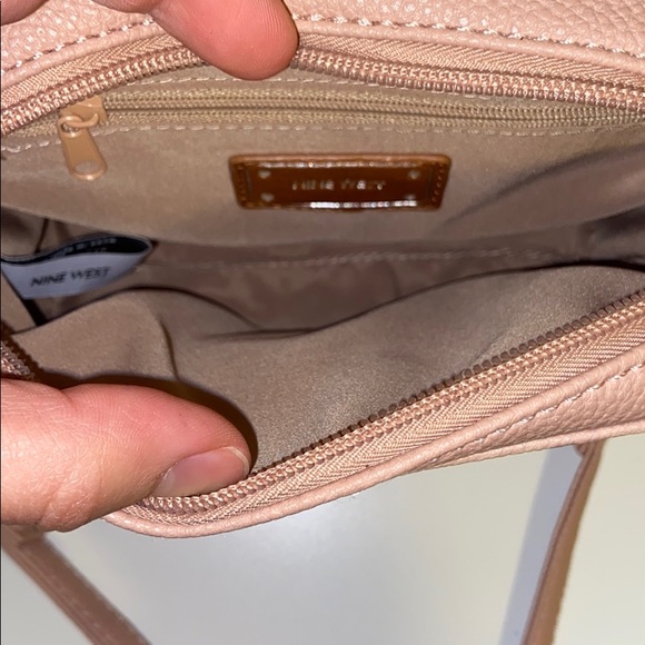 purse - Picture 3 of 3